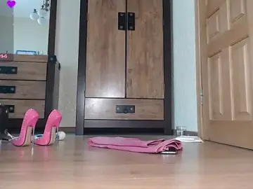 Stripchat Free Live Porn of FuckingAlicee