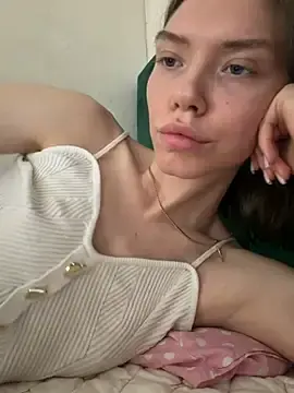 Stripchat Adult Video Chat of Lisaaa_Alisa