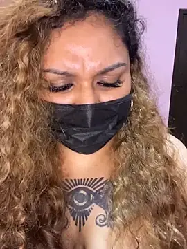Stripchat Live Sex of VelvetPoison