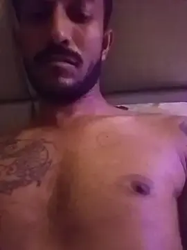 Stripchat Live Sex Cam of Antonio_shower_time