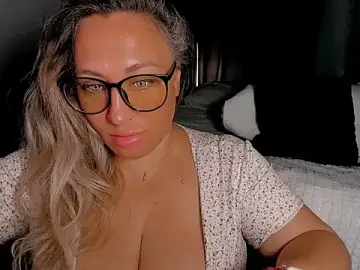 Stripchat Free Porn Cam of CumOnMy_Tits