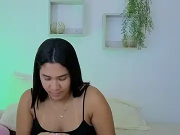 Stripchat Free Porn Cam of Penelophe01