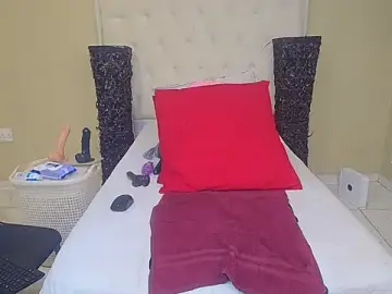 Stripchat Nude Webcam of Tamaradee_
