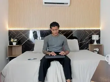 Stripchat Live Porn of Damian_romanoff_