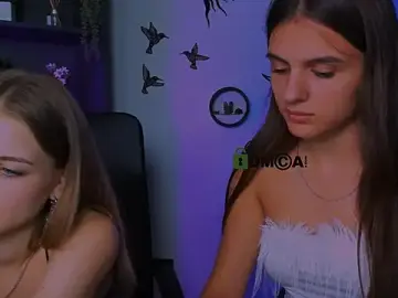 Stripchat Free Porn Cam of lisa_dark_