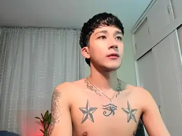 Stripchat Watch Live Sex Cams of tom_Howard