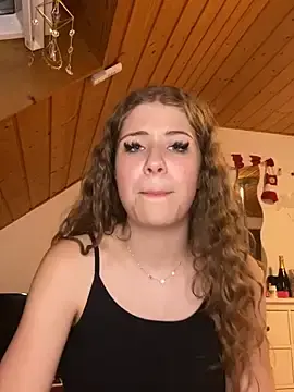 Stripchat Live Porn of MilaRoseee