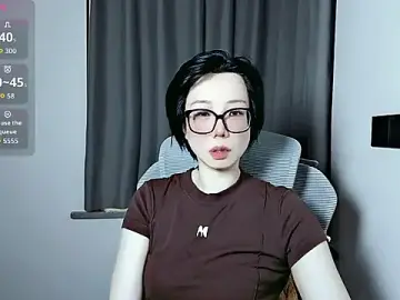 Stripchat Free Porn Cam of lin_lin_520_520