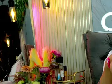 Stripchat Watch Live Sex Cams of MiaCharm