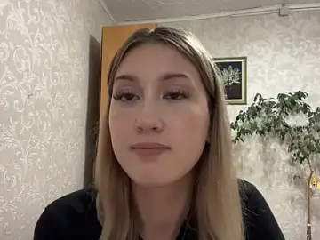 Stripchat Free Porn Cam of ArianneQuilantang
