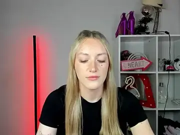 Stripchat Sex Chat of EvelynBlond