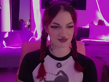 Stripchat Live Porn of BratzieDarsie