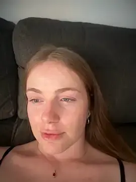 Stripchat Sex Cam of Piinkpandora