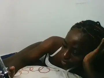 Stripchat Live Sex Cam of Darkpretty23