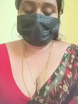 Stripchat Free Porn Cam of tamil-preethi26
