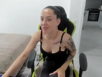 Stripchat Live Sex of Emmapmg