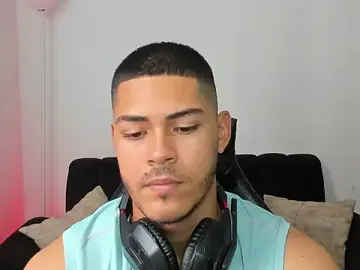 Stripchat Private Sex Chat of Iamdylan777