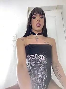 Stripchat Live Sex Cam of briana_sex32