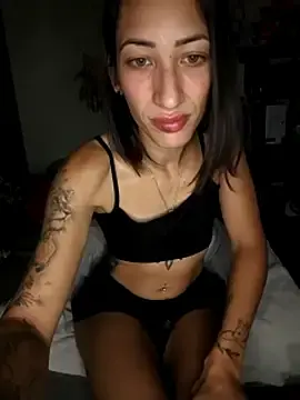 Stripchat Live Sex Cam of MarieDouceSoumise