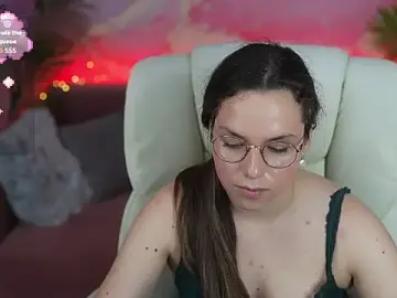 Stripchat Live Sex Cam of ArinaVoicee