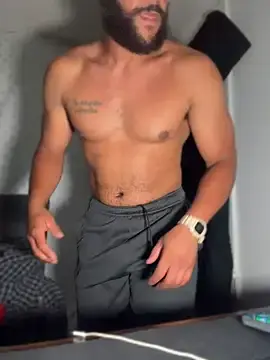 Stripchat Best live sex cam show of HungStr8Lightskin
