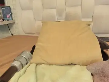 Stripchat Live Sex Cam of Ada_Porter