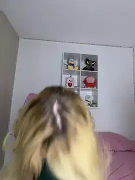 Stripchat Live Sex Cam of _Alicee_1