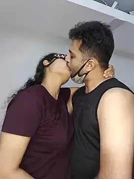 Stripchat Adult Webcam of ITZ_GURU