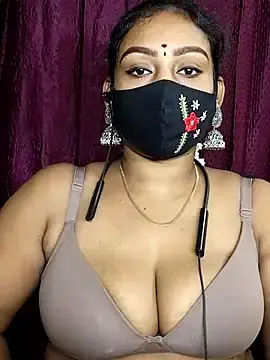 Stripchat Free Live Porn of Tamil_Soniya