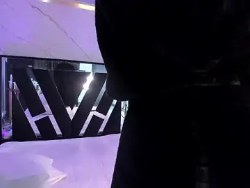 Stripchat Live Sex Cam of Eli_Sanders