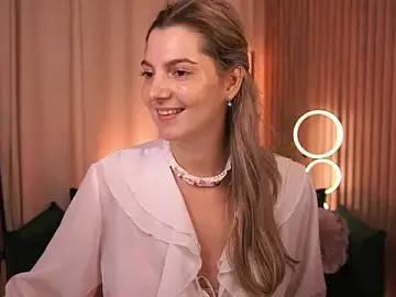 Stripchat Sex Cam of LucreciaStorm