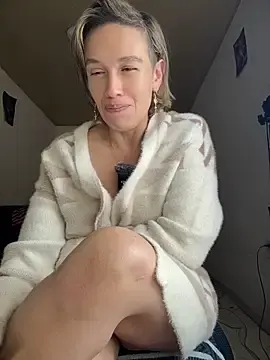 Stripchat Best live sex cam show of MARILYNKOVANOVA
