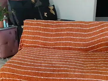 Stripchat Free Porn Cam of SweetHotLips102
