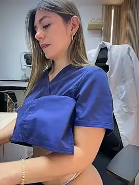 Stripchat Free Live Porn of alicee16