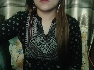 Stripchat Free Porn Cam of queen_angelina
