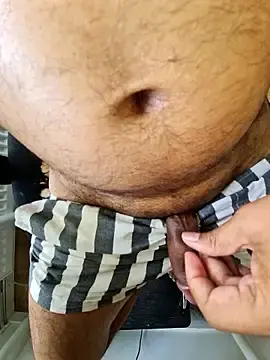 Stripchat Live Sex Cam of Alian_80@xh