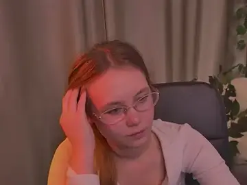 Stripchat Live Sex Cam of FloraLarsson