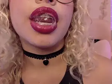 Stripchat Free Live Porn of Haelycute