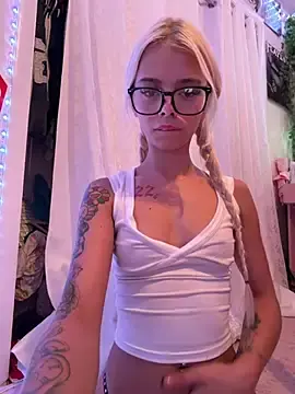Stripchat Free Live Porn of Terribletabby