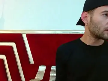 Stripchat Free Live Porn of Christopher_saint