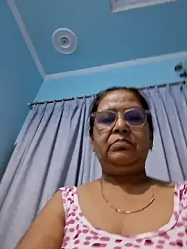 Stripchat Sex Chat of Priya-696