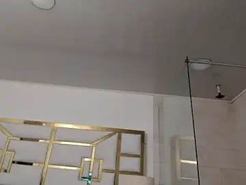 Stripchat Free Porn Cam of VivieneLuxe