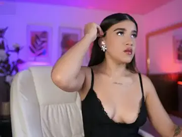 Stripchat Sex Cam of IvyGrabes