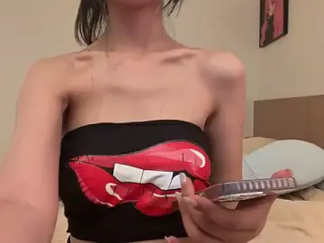 Stripchat Adult Webcam of 2Zoe
