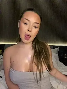 Stripchat Best live sex cam show of mayakitsune69
