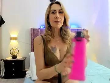 Stripchat Best live sex cam show of ashleymilf_1