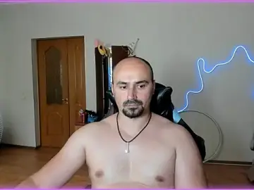 Stripchat Nude Webcam of -SexyDaddy-