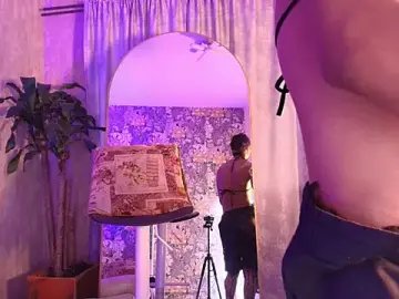 Stripchat Nude Webcam of davis_saint