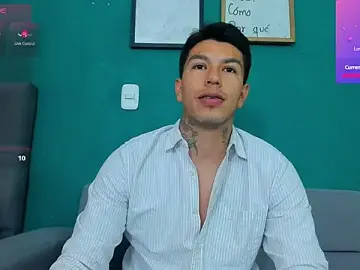 Stripchat Adult Webcams of matteo_rr