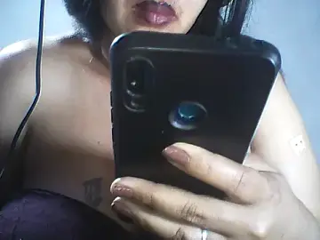 Stripchat Live Sex of layanah12